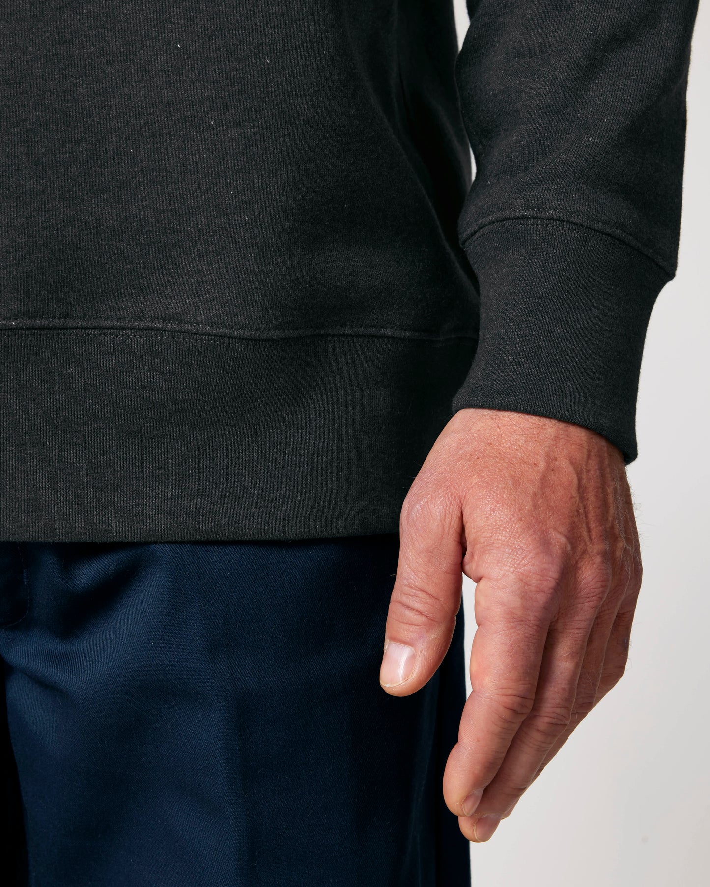 SWEATER - HEATHER DONKER GRIJS