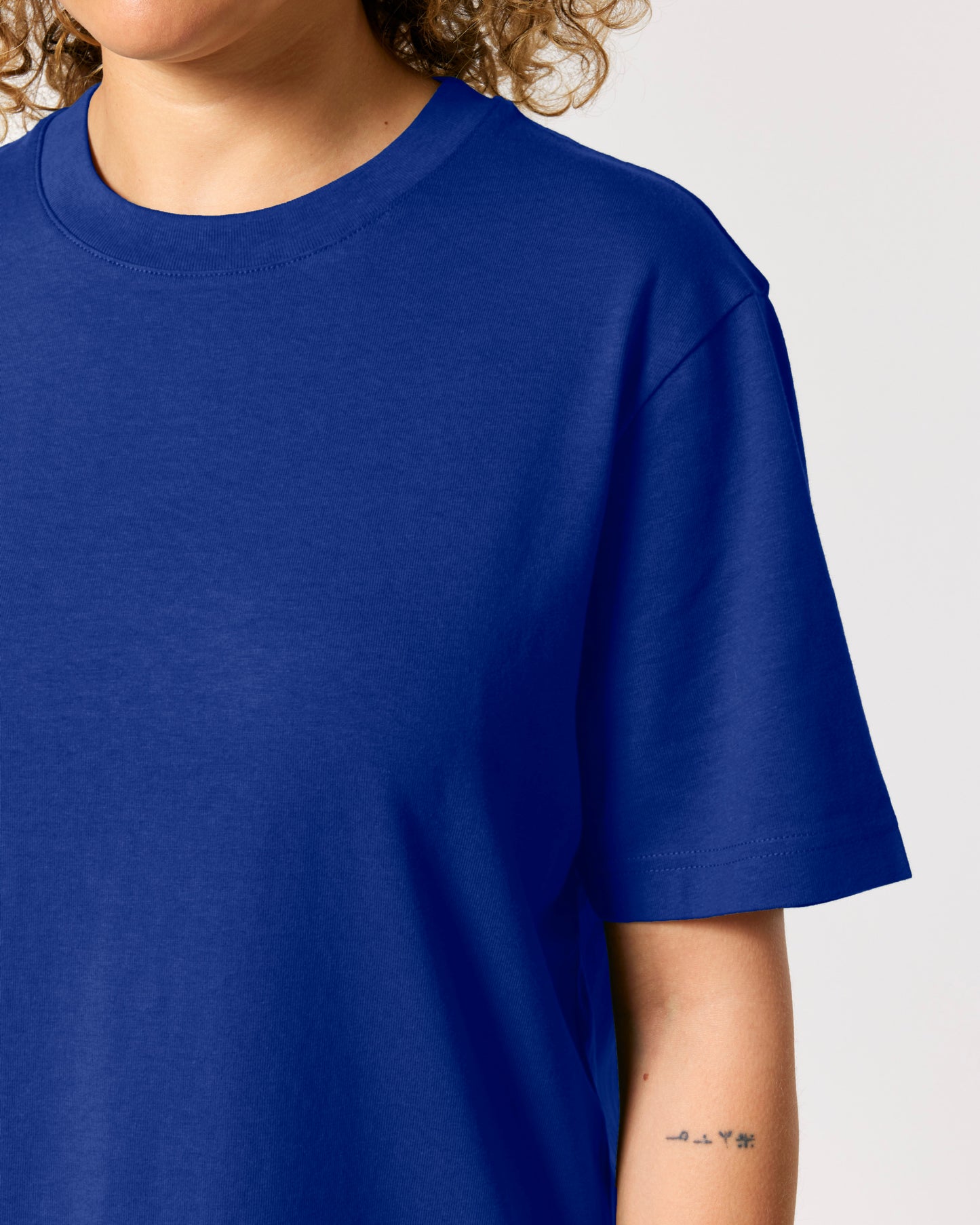 T-SHIRT - DONKER BLAUW